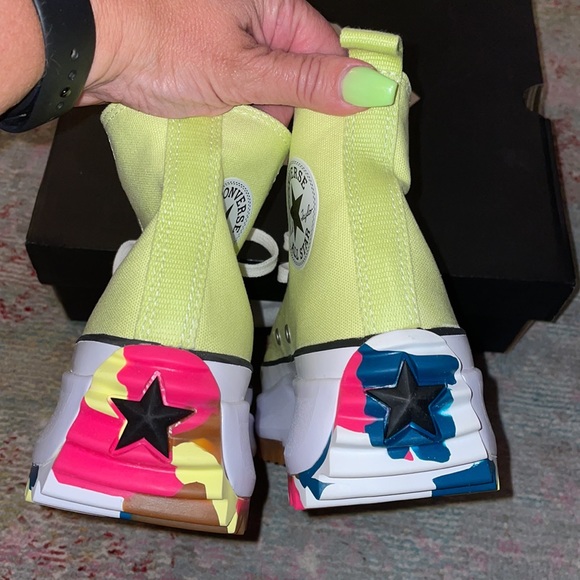 NWB Women’s Converse Run Star Hike - 8 - Picture 3 of 5